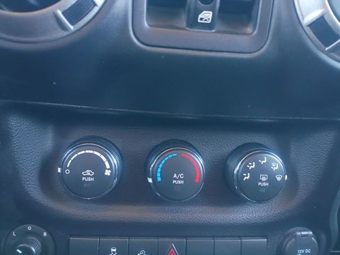 Used 2015 Jeep Wrangler Unlimited Sport w/ Quick Order Package 24S image 4