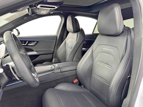 Used 2025 Mercedes-Benz E 53 AMG e 4MATIC Sedan image 47