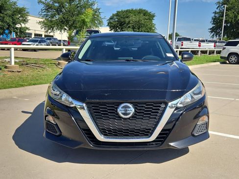 Used 2019 Nissan Altima 2.5 S FWD image 9