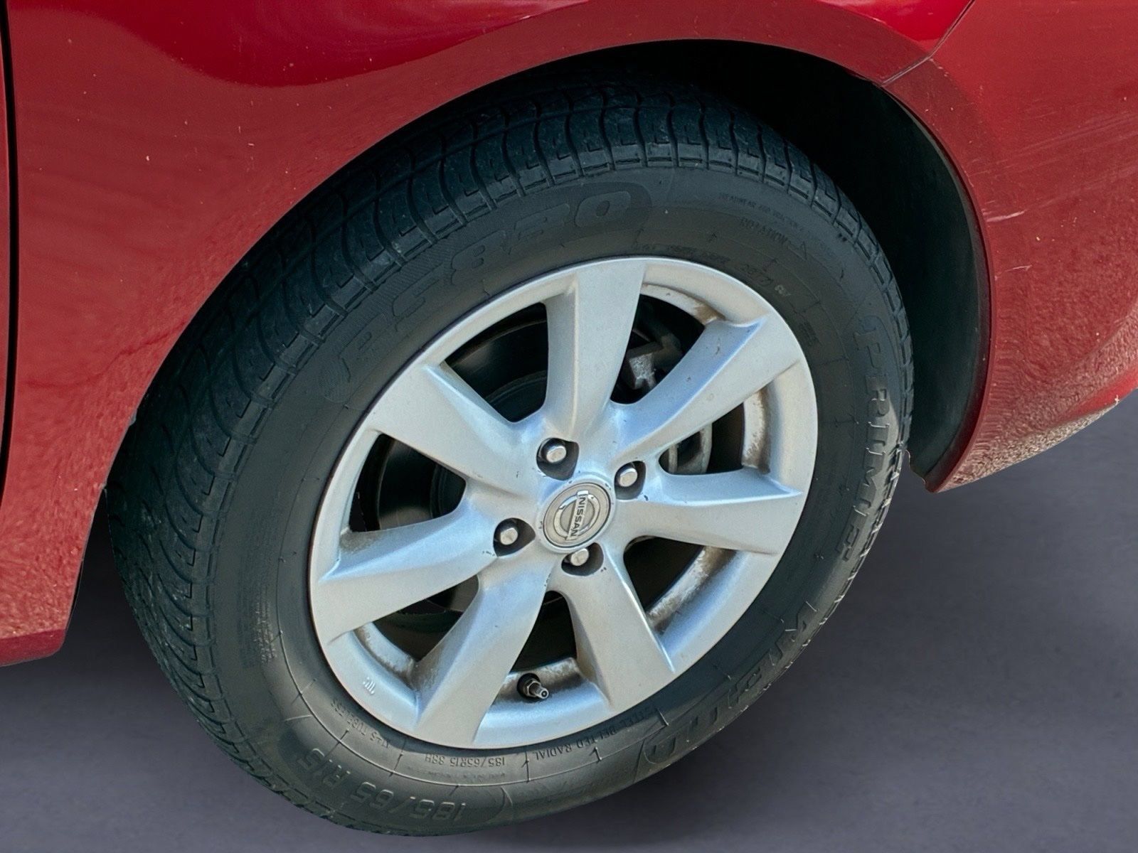 Used 2012 Nissan Versa FWD image 6