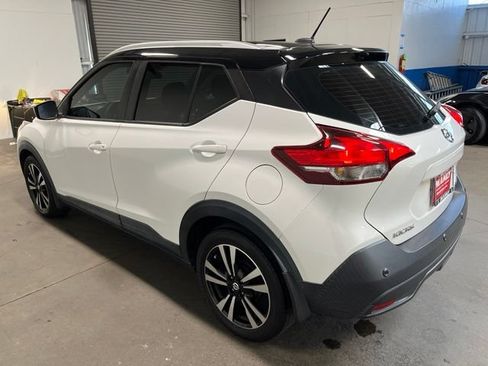 Used 2020 Nissan Kicks SV FWD image 5