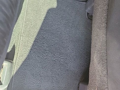 Used 2019 Nissan Rogue SV image 39