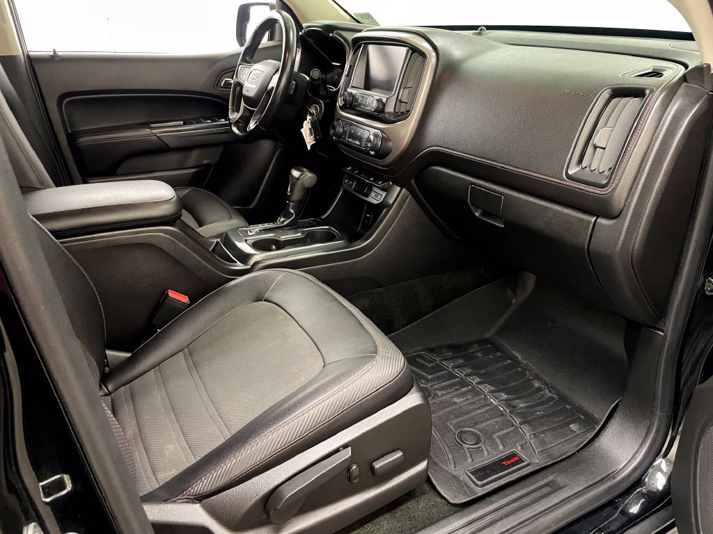 Used 2016 GMC Canyon SLE w/ All Terrain Package AWD/4WD image 37