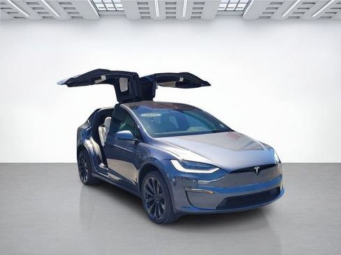 Used 2022 Tesla Model X AWD/4WD image 2