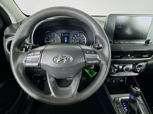Used 2023 Hyundai Kona SE FWD image 11