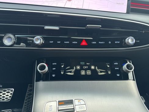 New 2026 Genesis GV70 3.5T Sport Advanced image 26