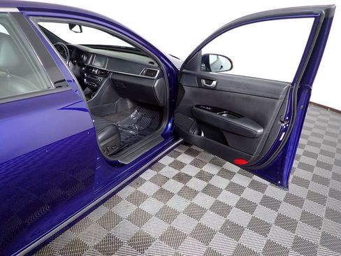 Used 2018 Kia Optima SX w/ Technology Package image 44