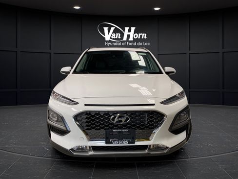 Used 2021 Hyundai Kona Limited AWD/4WD image 2