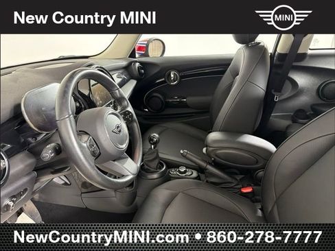 Used 2024 MINI Cooper 2-Door Hardtop FWD image 11