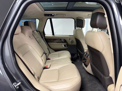 Used 2019 Land Rover Range Rover HSE image 31