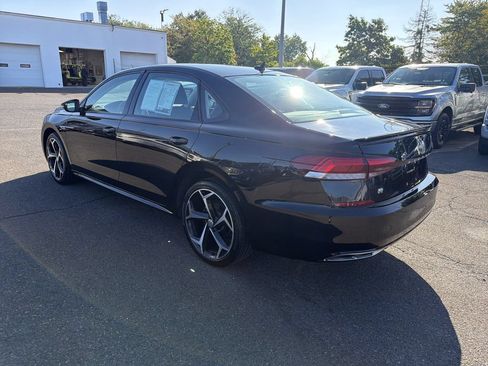 Used 2020 Volkswagen Passat 2.0T R-Line FWD image 3