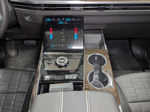 New 2026 Cadillac Escalade Platinum Sport w/ LPO, ONYX Package image 13