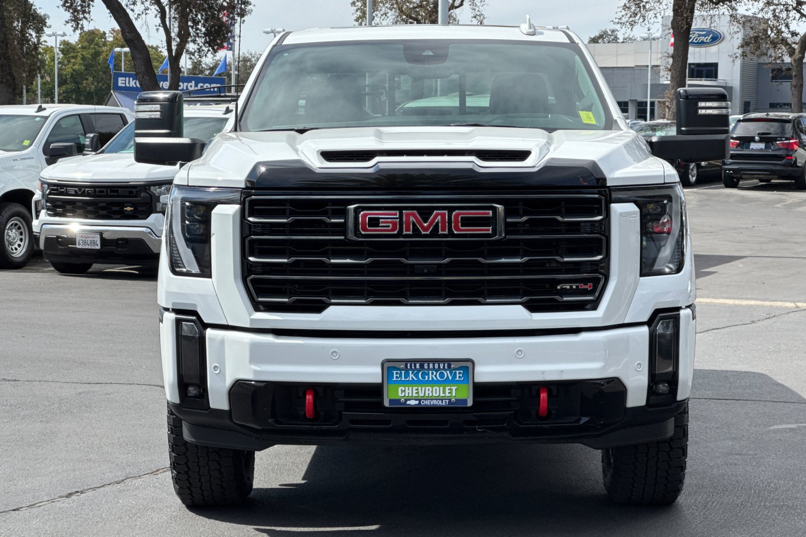 Used 2024 GMC Sierra 2500 AT4 w/ AT4 Premium Plus Package AWD/4WD image 8