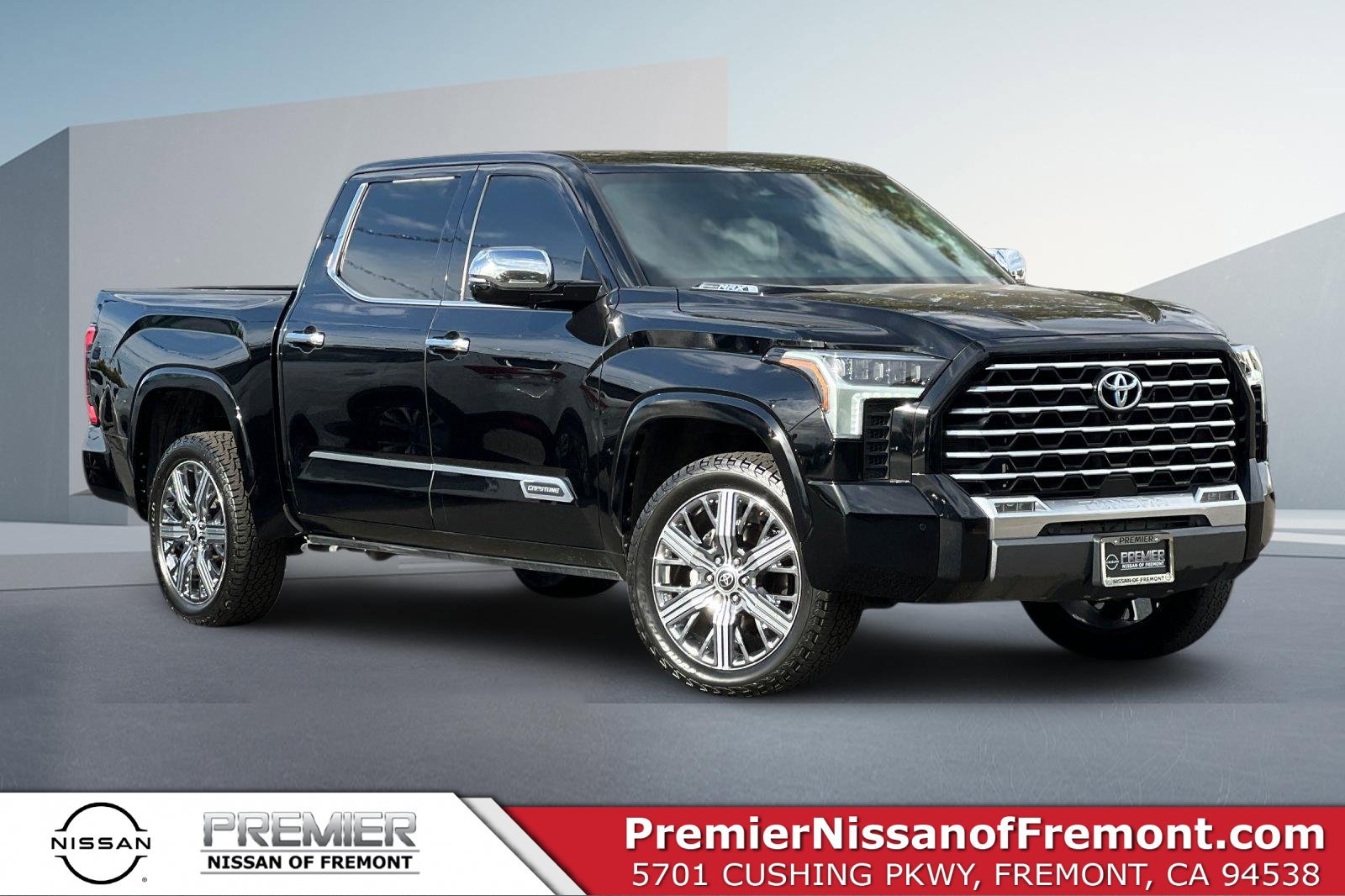 Used 2024 Toyota Tundra Capstone AWD/4WD image 1