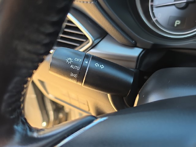 Used 2020 MAZDA CX-5 Touring FWD image 23