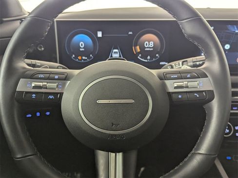 Used 2025 Hyundai Santa Cruz Limited image 16