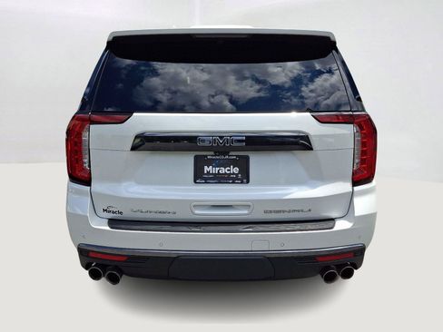 Used 2024 GMC Yukon XL Denali Ultimate AWD/4WD image 5