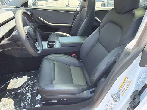 Used 2025 Tesla Model 3 Long Range RWD image 21