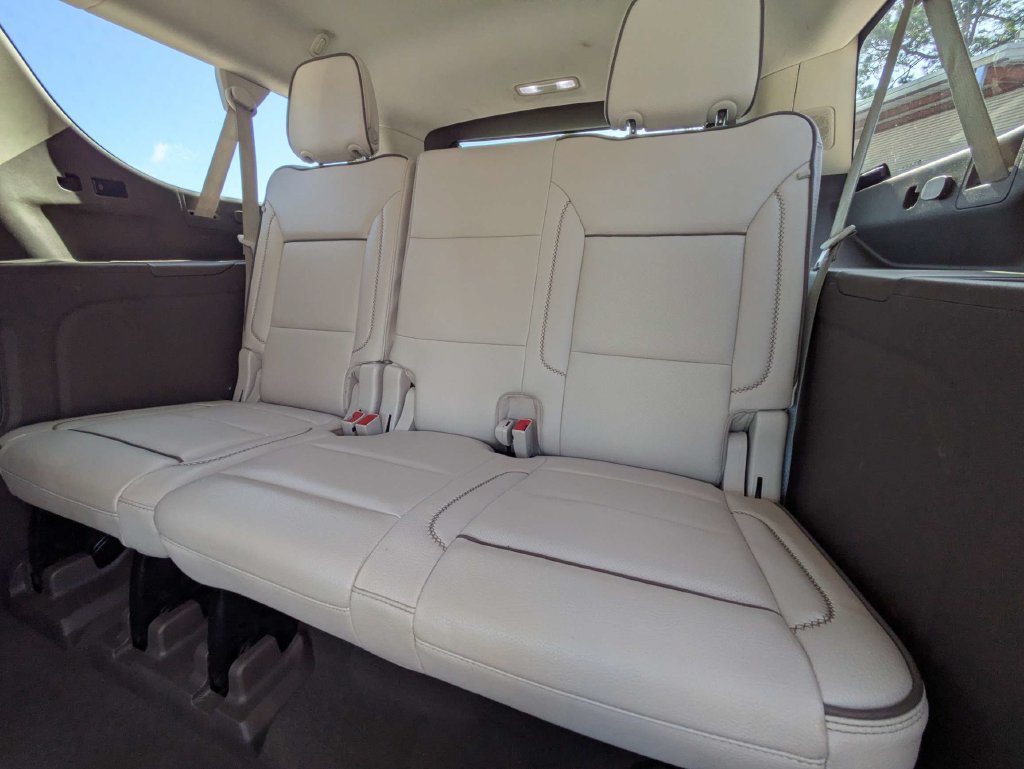 Used 2023 GMC Yukon XL Denali w/ Denali Reserve Package AWD/4WD image 7