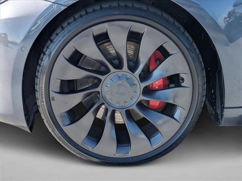 Used 2021 Tesla Model 3 Performance image 24