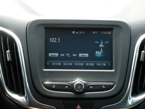 Used 2018 Chevrolet Equinox LT AWD/4WD image 22