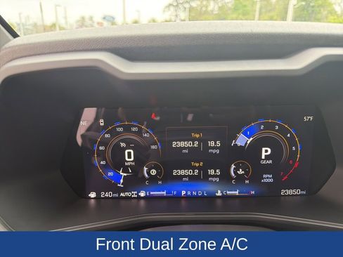 Used 2025 Chevrolet Colorado Trail Boss image 15