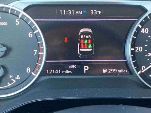 Used 2025 Nissan Pathfinder SV image 43