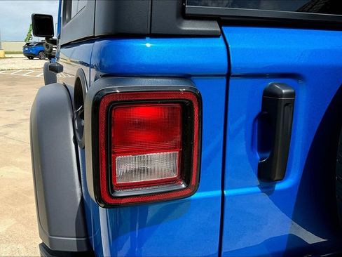 New 2026 Jeep Wrangler Unlimited Sport AWD/4WD image 18