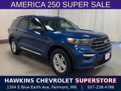Used 2022 Ford Explorer XLT w/ Equipment Group 202A AWD/4WD image 1