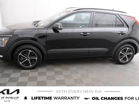 New 2026 Kia Niro EX FWD image 8