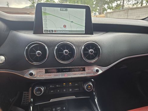 Used 2020 Kia Stinger GT2 AWD/4WD image 19