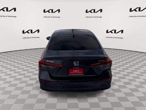 Used 2023 Honda Civic Touring image 7