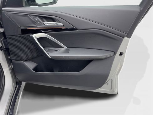 Used 2025 BMW X1 xDrive28i image 48