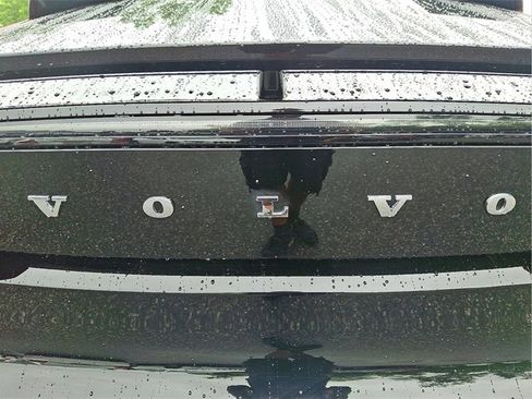 Certified 2022 Volvo C40 P8 Recharge Ultimate image 24