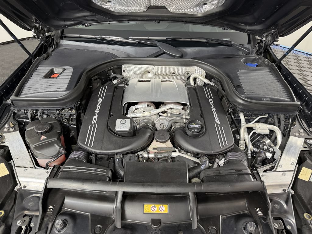 Used 2020 Mercedes-Benz GLC 63 AMG 4MATIC w/ Driver Assistance Package image 70
