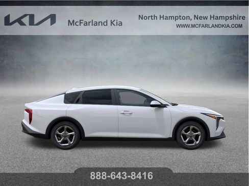 New 2026 Kia K4 FWD image 7