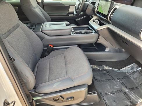 Used 2025 Ford Expedition Max Active image 10