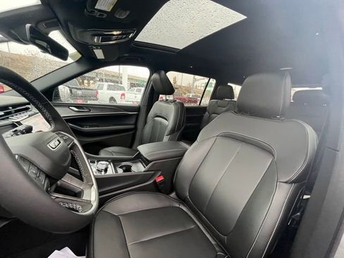 New 2025 Jeep Grand Cherokee L Limited w/ Black Appearance Package image 13