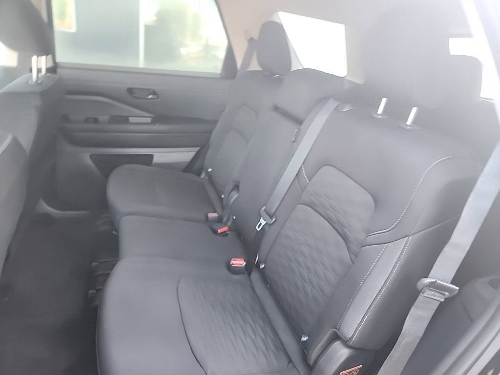 Certified 2024 Nissan Pathfinder S AWD/4WD image 25