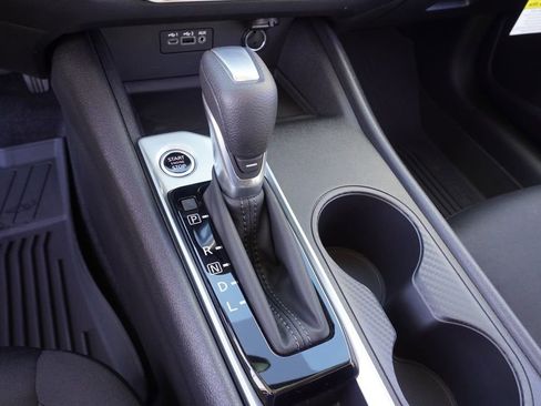 Certified 2025 Nissan Altima 2.5 S image 18