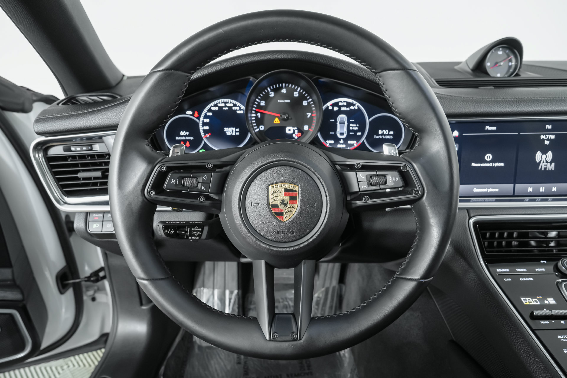 Used 2023 Porsche Panamera Platinum Edition RWD image 28