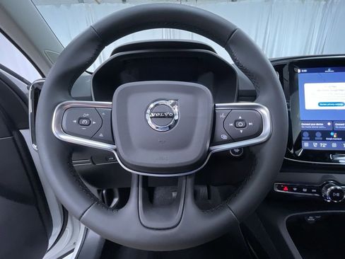 New 2026 Volvo XC40 B5 Plus w/ Protection Package Premier image 8