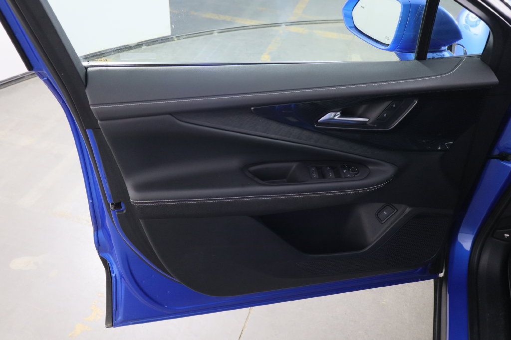 Used 2024 Chevrolet Blazer EV LT AWD/4WD image 16