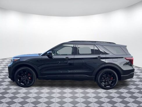 Used 2023 Ford Explorer ST AWD/4WD image 4