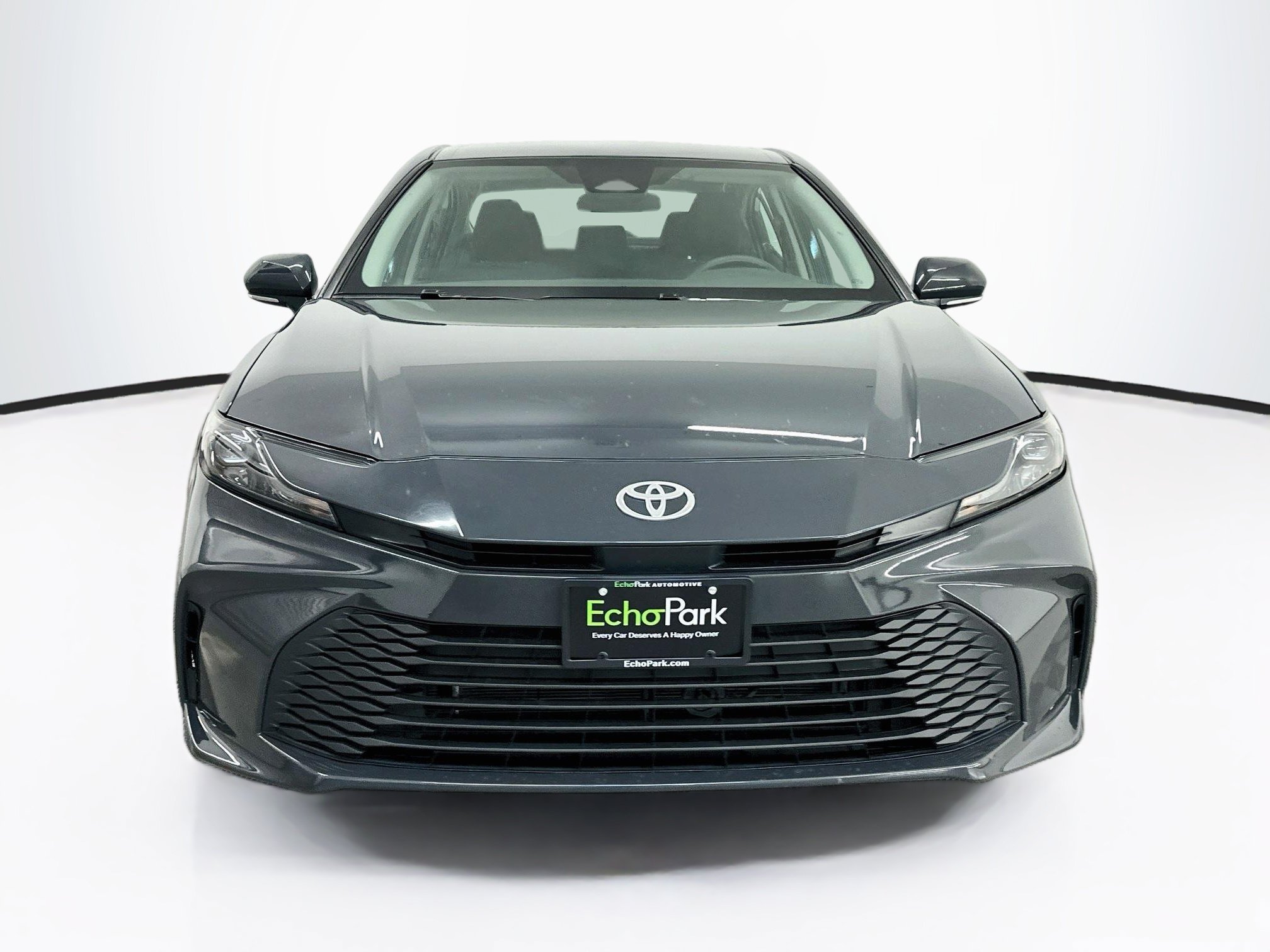 Used 2025 Toyota Camry LE FWD image 2