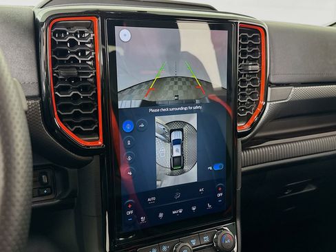 Used 2025 Ford Ranger Raptor image 16