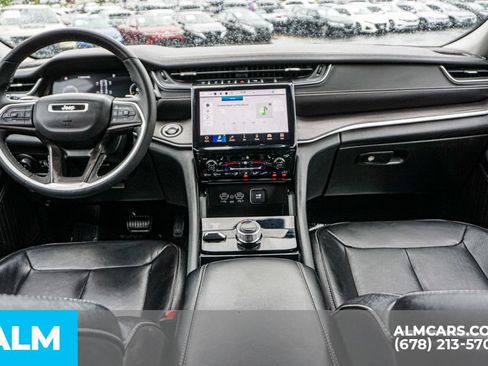 Used 2023 Jeep Grand Cherokee Limited AWD/4WD image 24