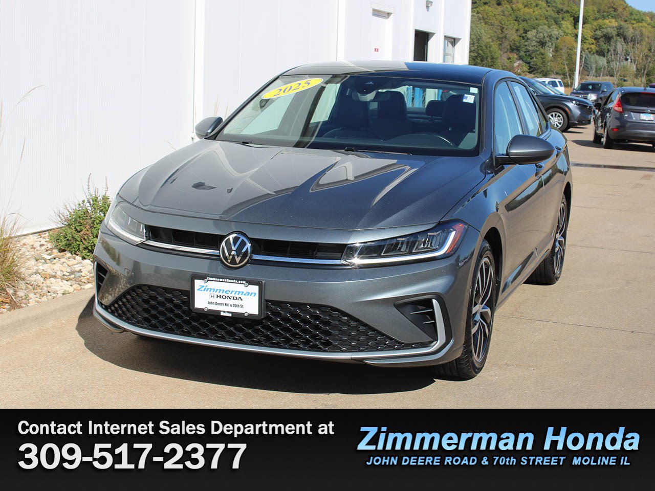 Used 2025 Volkswagen Jetta SE FWD image 24