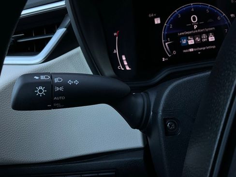 Used 2026 Toyota Corolla LE image 31