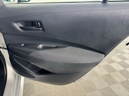 Used 2025 Toyota Corolla LE image 23